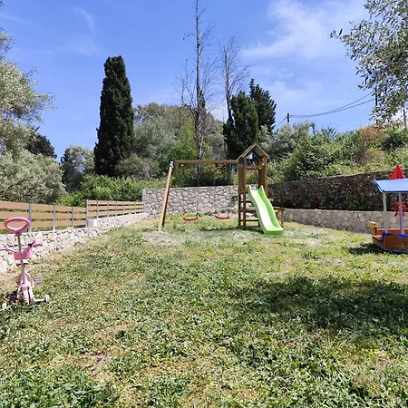 Villa Lithos